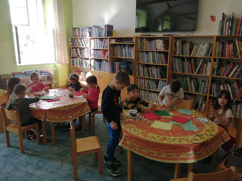 Mjesec hrvatske knjige u Gradskoj knjižnici Županja