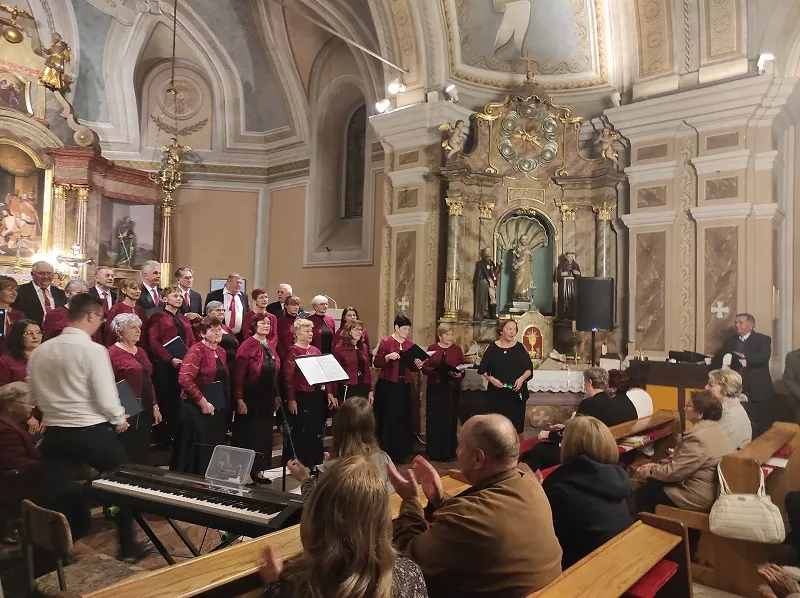 Slavljenički koncert Mješovitog pjevačkog zbora Zbora KUU “Kristal SLadorana”